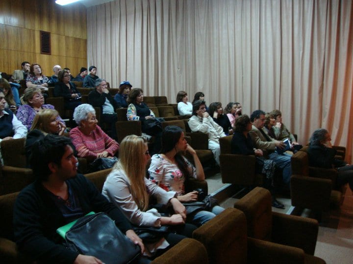 Lanzamiento de Los muertos también lloran, Arica